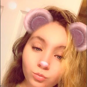 Meet your Posher, Kayla